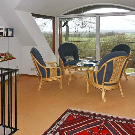 Ferienhaus Five-bedroom Holiday In Broager